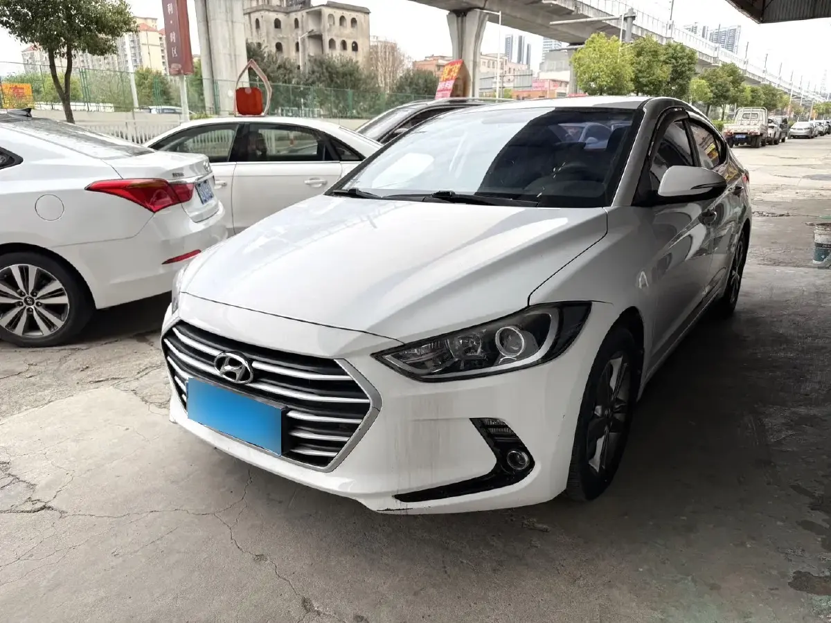 2016 Hyundai Elantra 1.6L 128HP L4 6MT