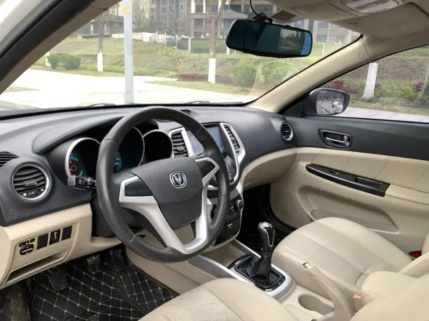 2014 ChangAn Eado 1.6L 125HP L4 5MT,autocango,china used car exporter,china ev exporter,chinese used car exporter,chinese used ev exporter