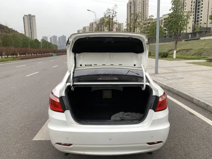 2014 ChangAn Eado 1.6L 125HP L4 5MT,autocango,china used car exporter,china ev exporter,chinese used car exporter,chinese used ev exporter