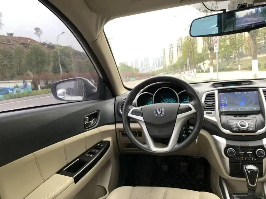 2014 ChangAn Eado 1.6L 125HP L4 5MT,autocango,china used car exporter,china ev exporter,chinese used car exporter,chinese used ev exporter