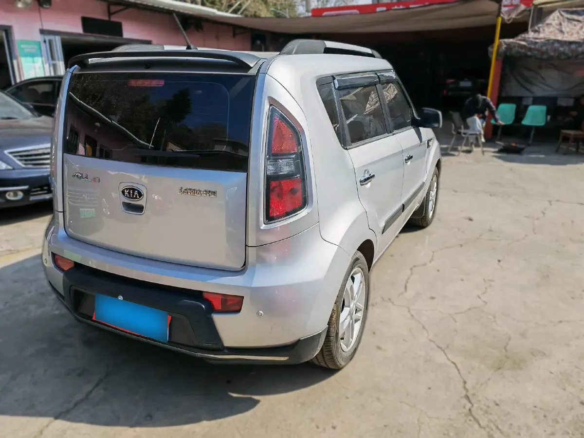 2010 Kia Soul 1.6L 123HP L4 5MT,autocango,china used car exporter,china ev exporter,chinese used car exporter,chinese used ev exporter
