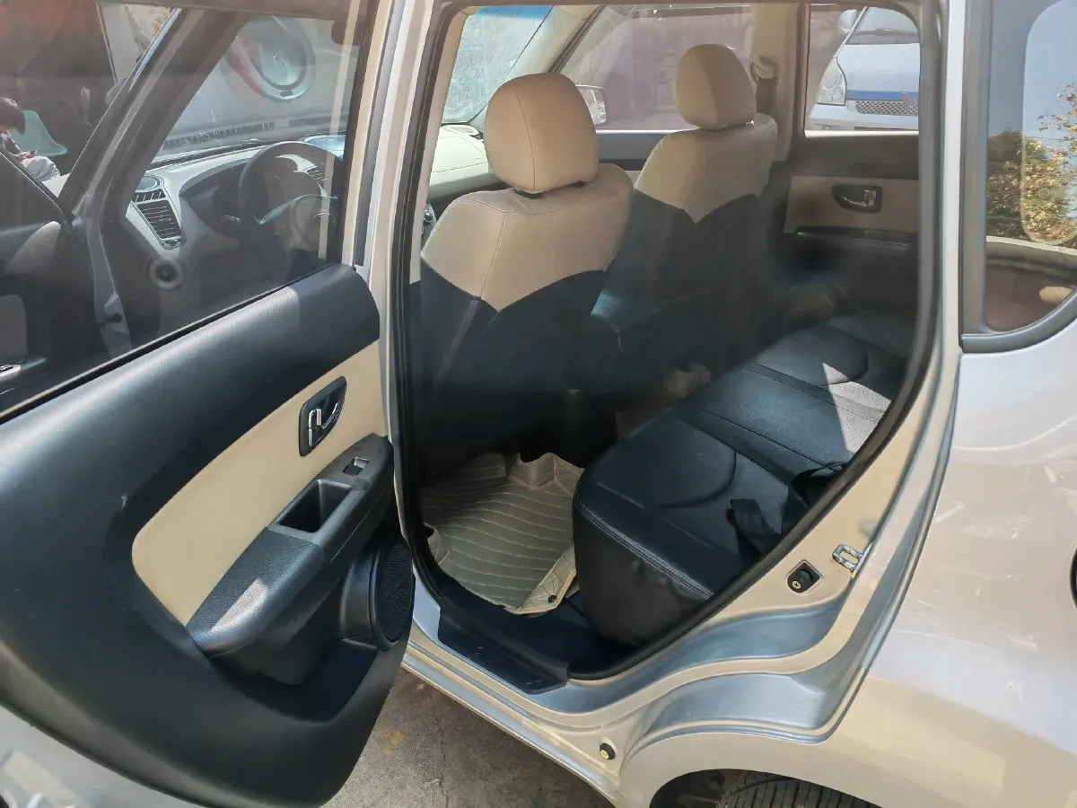 2010 Kia Soul 1.6L 123HP L4 5MT,autocango,china used car exporter,china ev exporter,chinese used car exporter,chinese used ev exporter