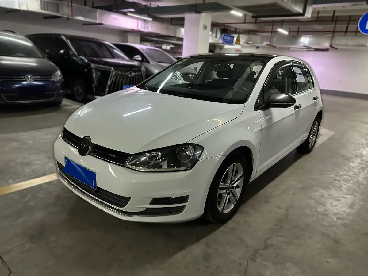 2015 Volkswagen Golf 1.4T 131HP L4 5MT