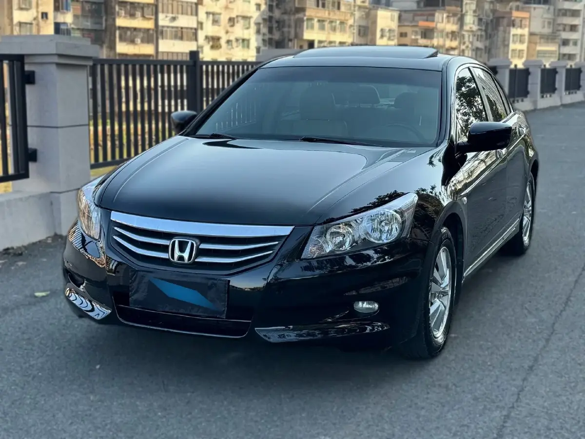 2011 Honda Accord 2.4L 179HP L4 5AT