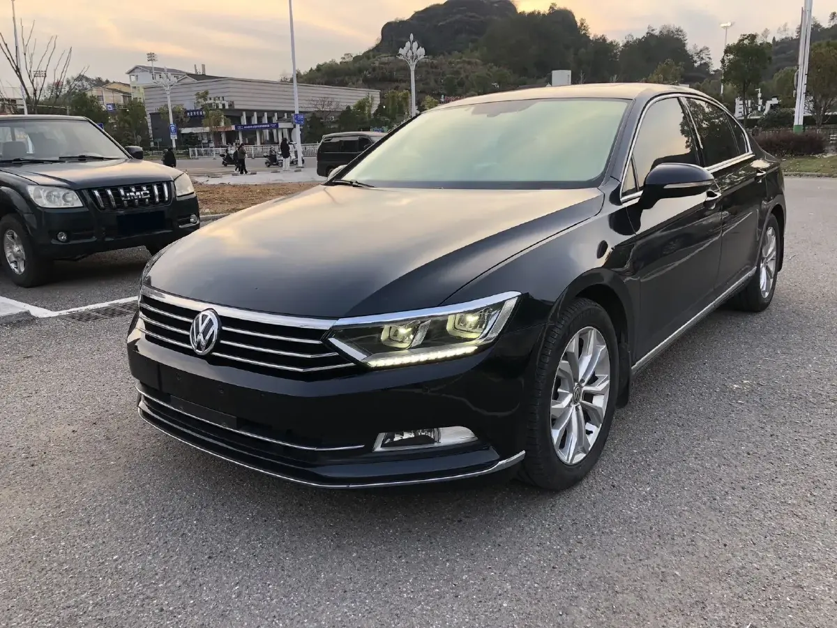2018 Volkswagen Magotan 1.8T 180HP L4 7DCT