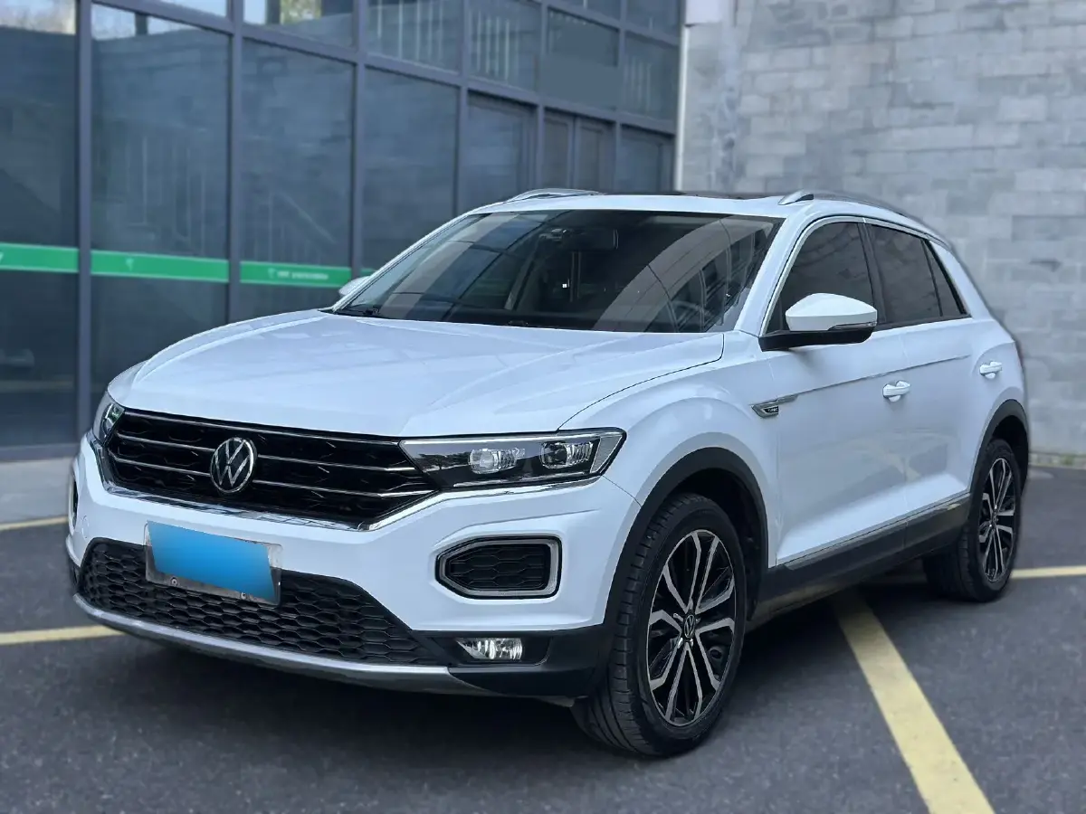2021 Volkswagen T-Roc 1.4T 150HP L4 7DCT