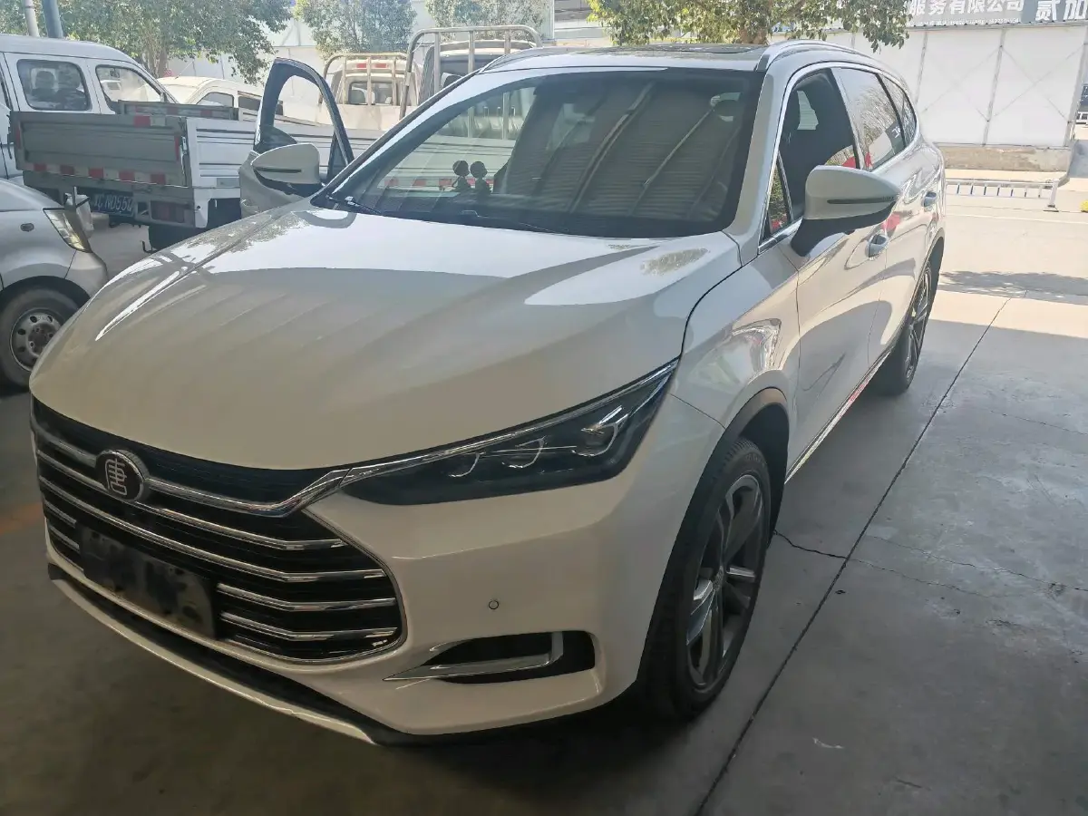 2021 BYD Tang 2.0T 192HP L4 6AT