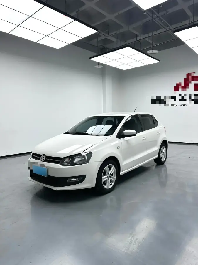 2011 Volkswagen Polo 1.4L 86HP L4 6AT