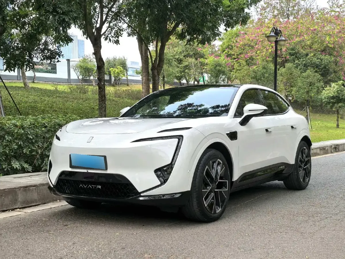 2025 Avatr 11 1.5T 156HP L4 REEV 39.05KWH