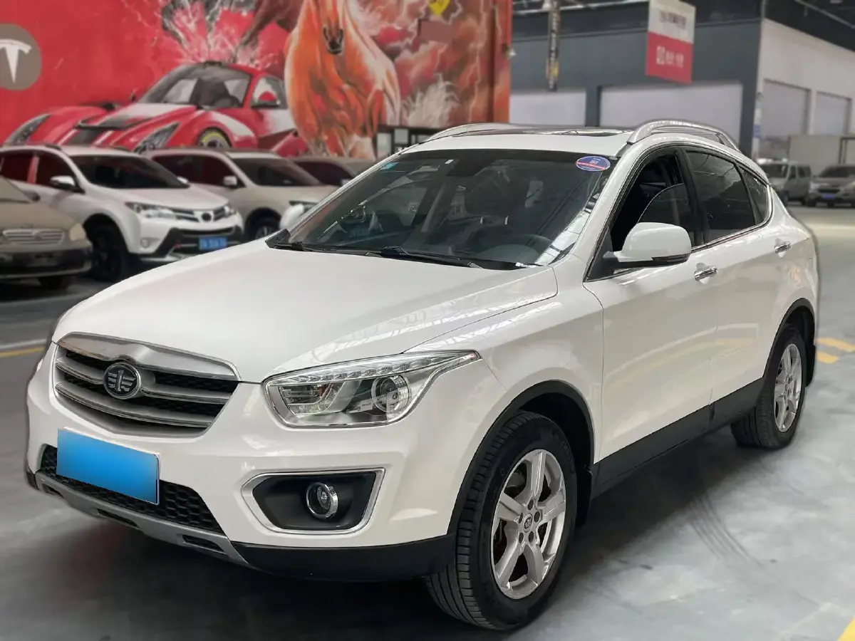 2013 Bestune X80 2.0L 147HP L4 6MT