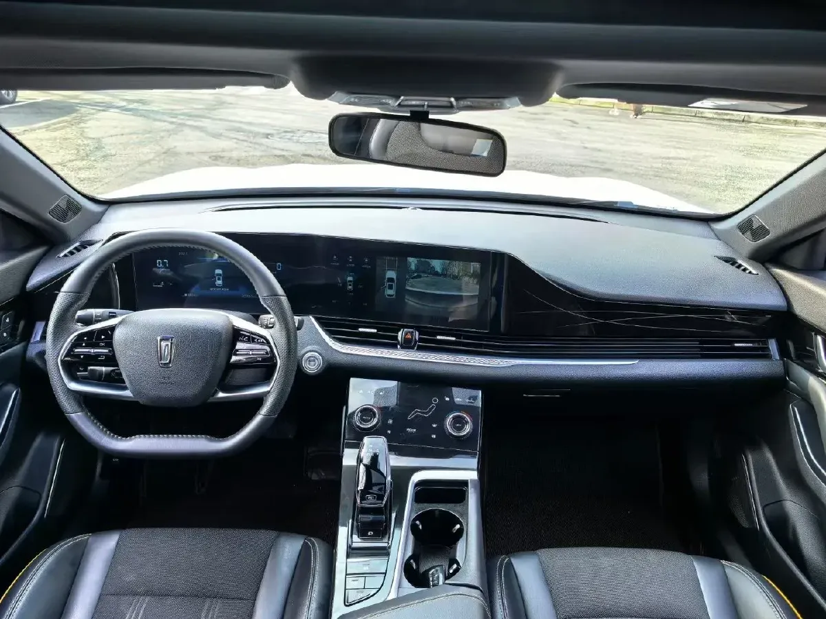 2023 Bestune B70S 1.5T 169HP L4 7DCT,autocango,china used car exporter,china ev exporter,chinese used car exporter,chinese used ev exporter