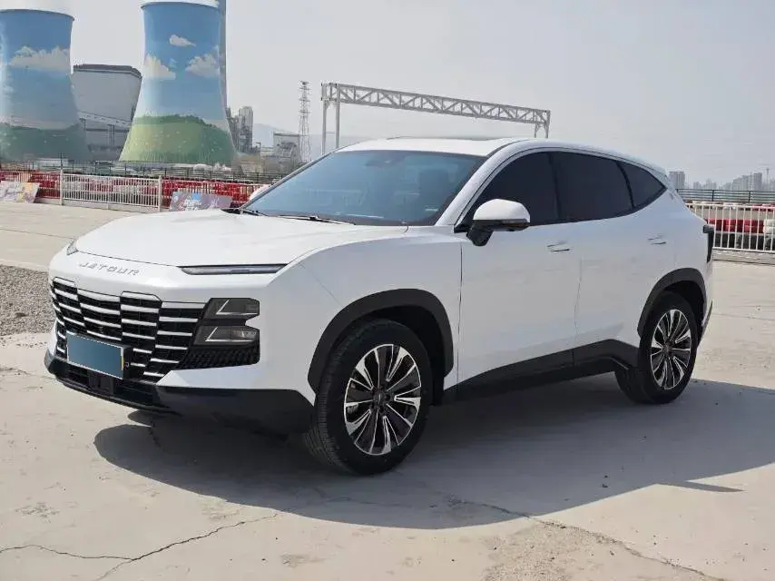 2022 Jetour DASHING 1.6T 197HP L4 7DCT