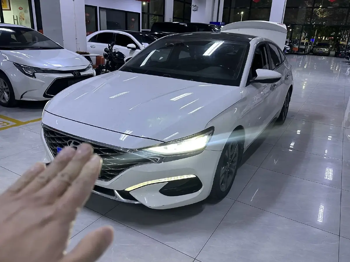 2019 Hyundai La Festa 1.6T 204HP L4 7DCT