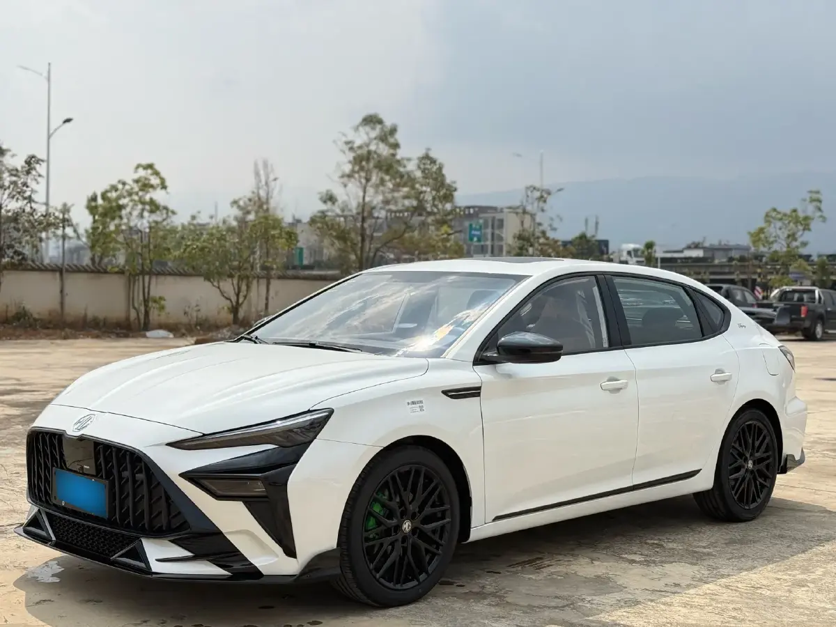 2023 MG ONE 1.5T 181HP L4 CVT