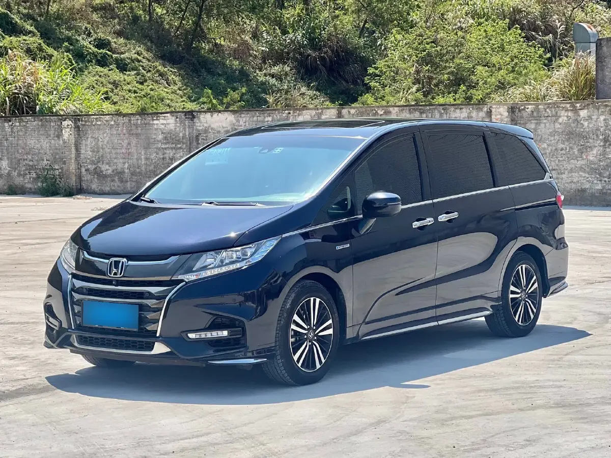 2019 Honda Odyssey 2.0L 146HP L4 E-CVT Hybrid