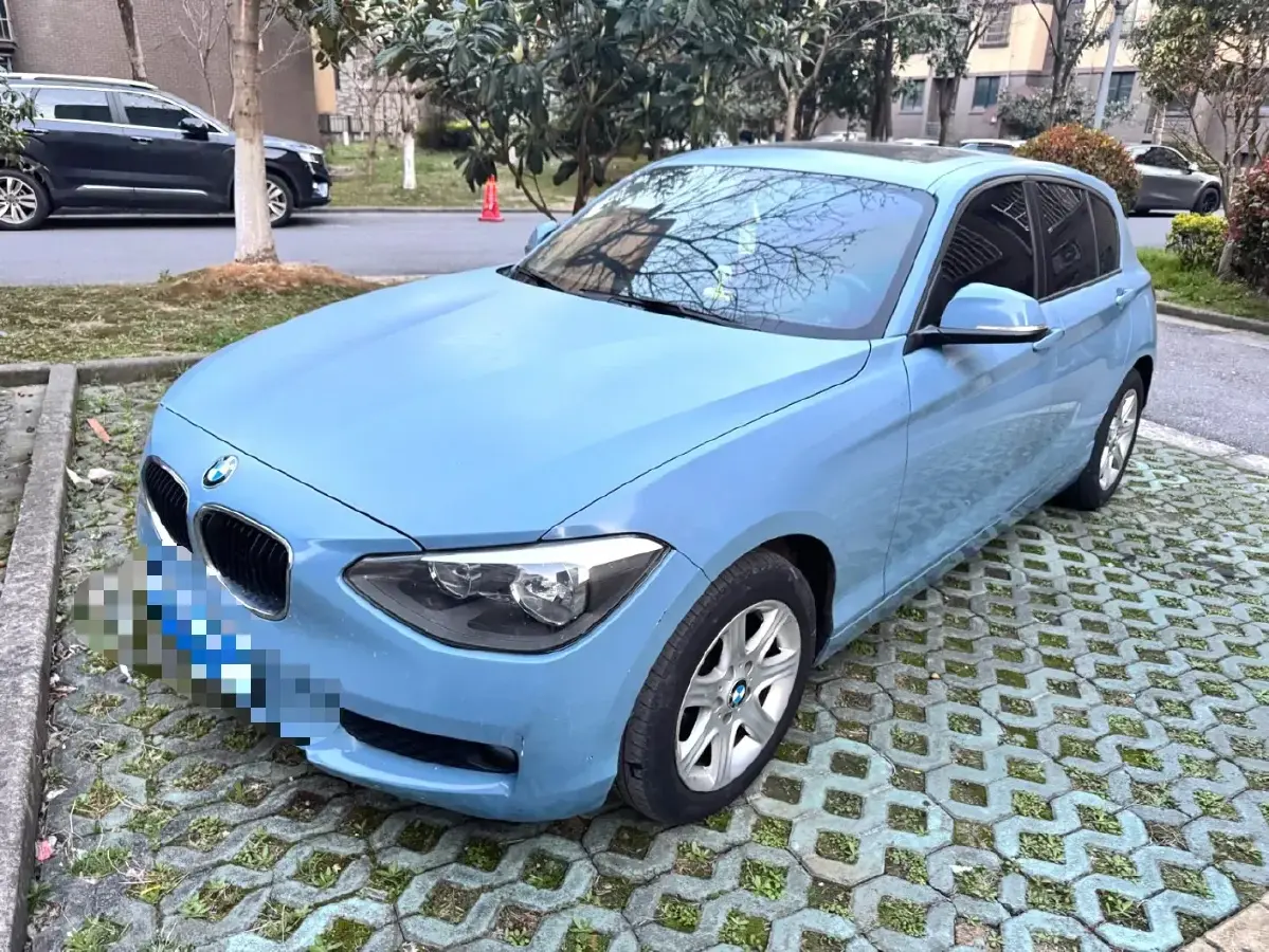 2013 BMW 1 Series 1.6T 136HP L4 8AT