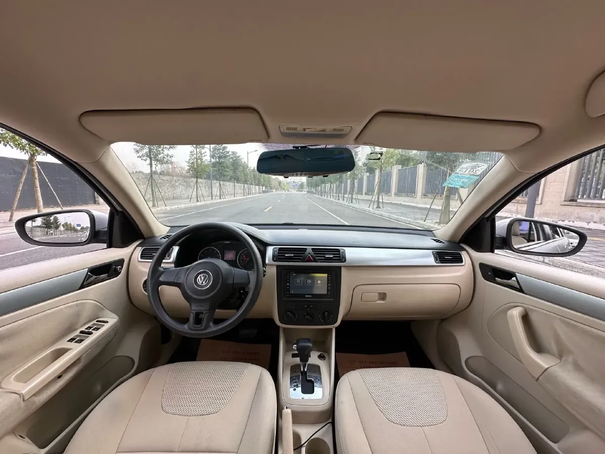 2006 Volkswagen Bora Classic 1.6L 100HP L4 4AT,autocango,china used car exporter,china ev exporter,chinese used car exporter,chinese used ev exporter