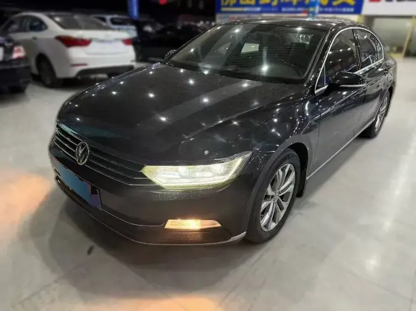 2018 Volkswagen Magotan 1.8T 180HP L4 7DCT
