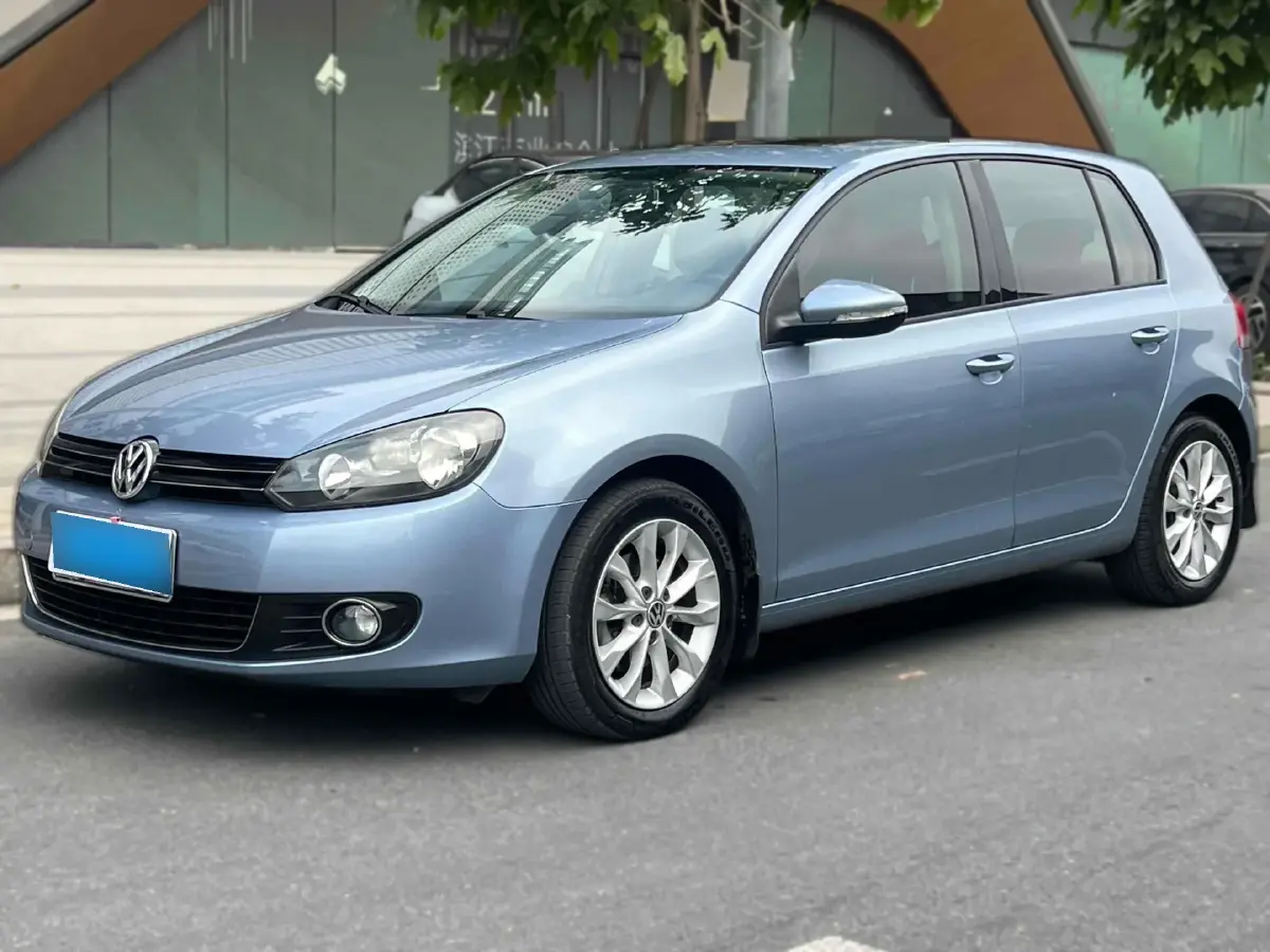 2012 Volkswagen Golf 1.4T 131HP L4 5MT