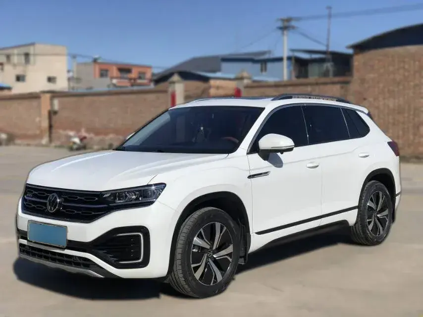 2022 Volkswagen Tayron GTE 1.4T 150HP L4 6DCT PHEV 13KWH