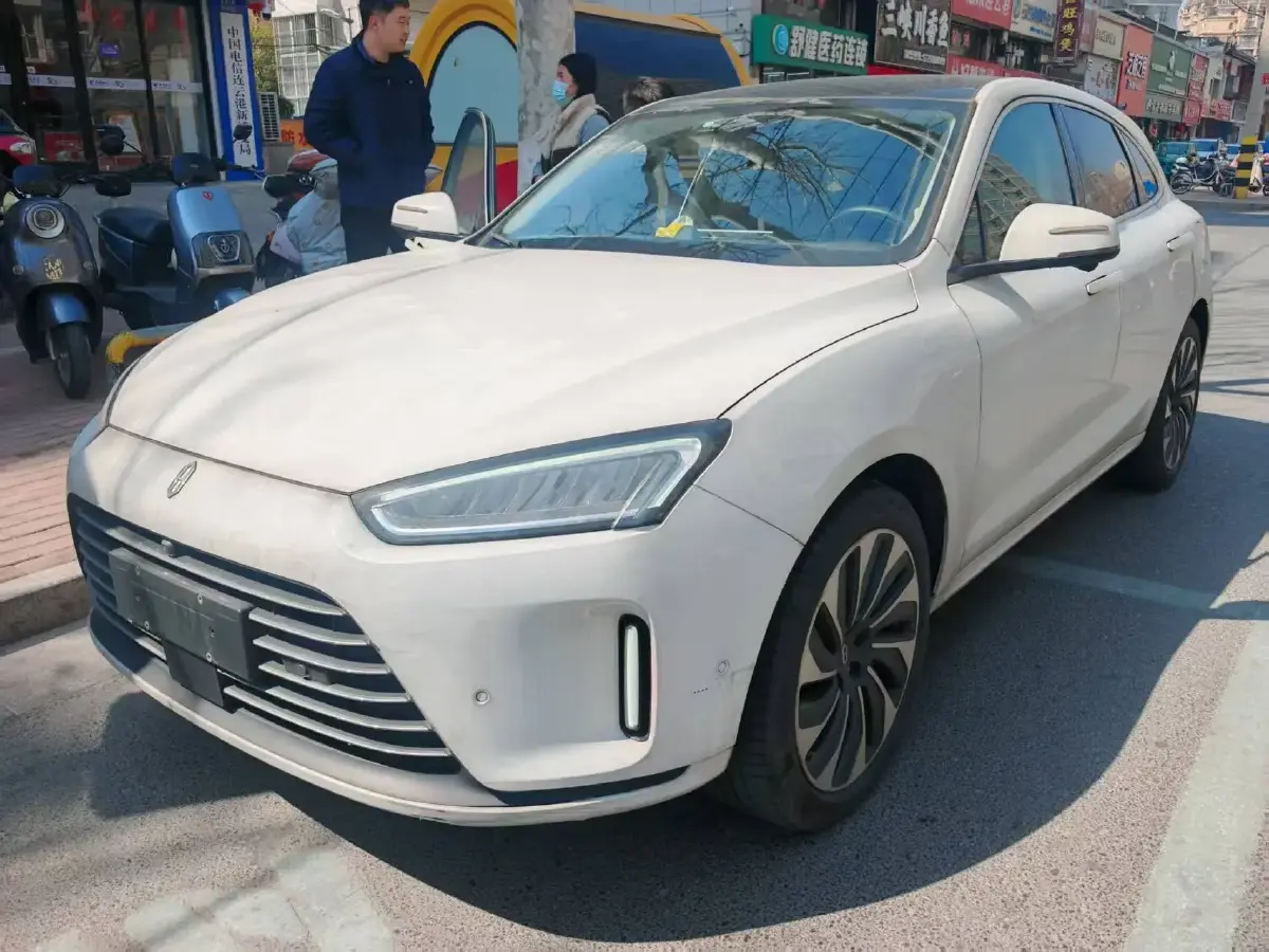 2022 HIMA AITO M5 Range Extended 125HP REEV 40KWH