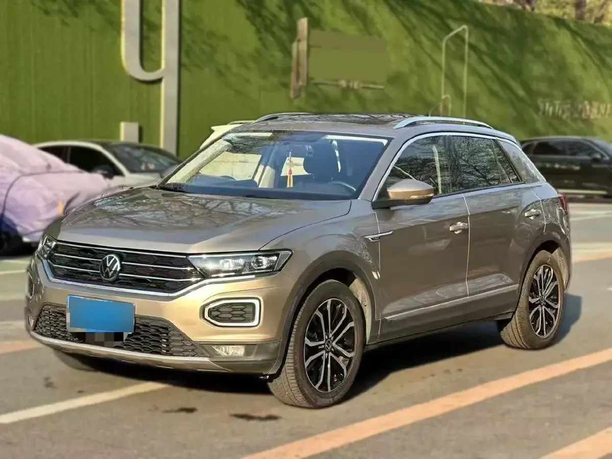 2020 Volkswagen T-Roc 1.4T 150HP L4 7DCT
