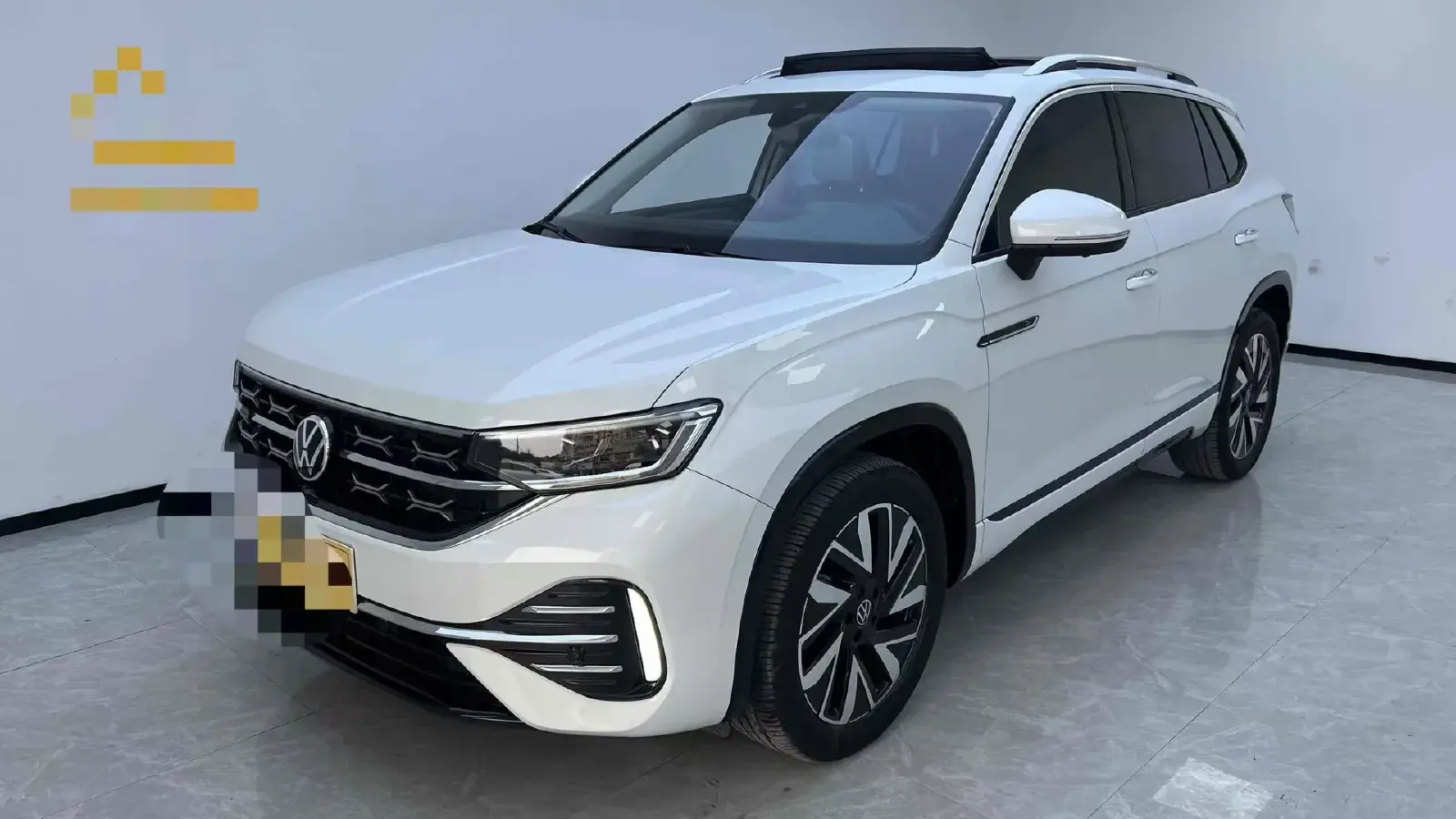 2023 Volkswagen Tayron 2.0T 220HP L4 7DCT