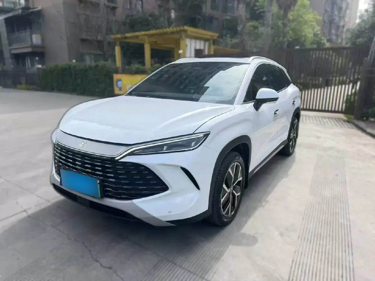 2024 BYD SongL DM-i 1.5L 101HP L4 E-CVT PHEV 26.6KWH