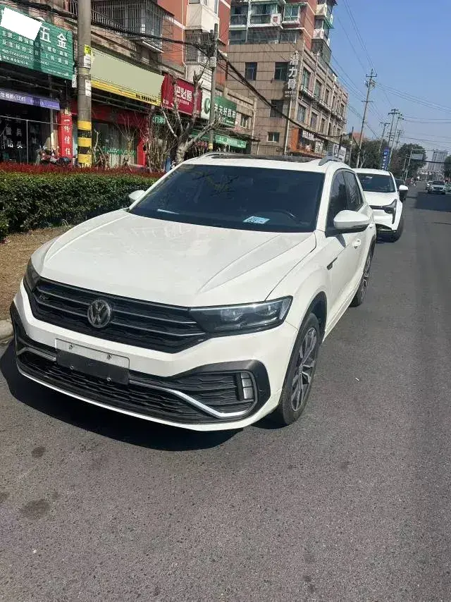 2019 Volkswagen T-Roc 1.4T 150HP L4 7DCT