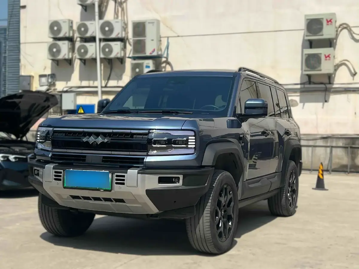 2023 FangChengBao Bao 5 1.5T 194HP L4 E-CVT PHEV 31.8KWH