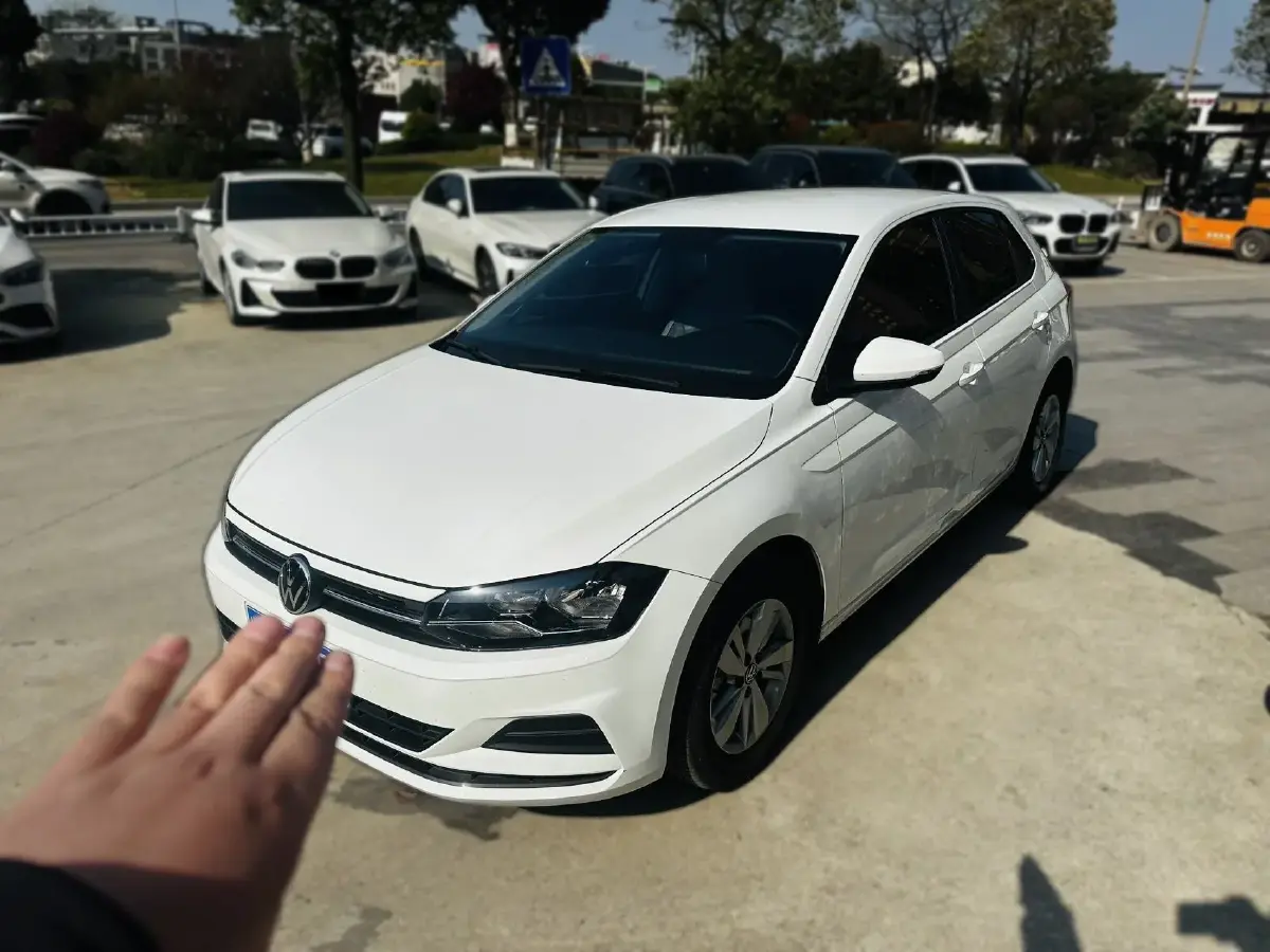 2023 Volkswagen Polo 1.5L 110HP L4 5MT