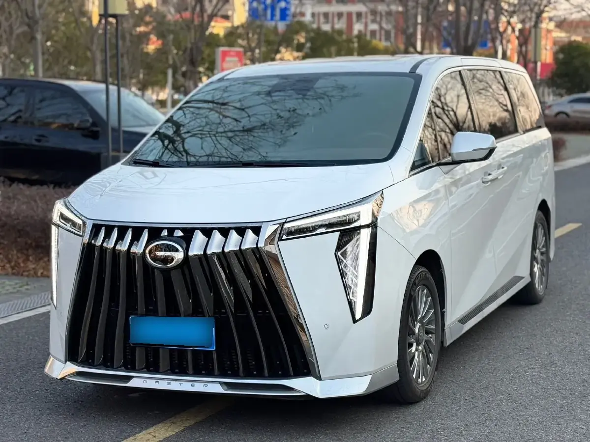 2023 GAC Trumpchi M8 2.0T 252HP L4 8AT