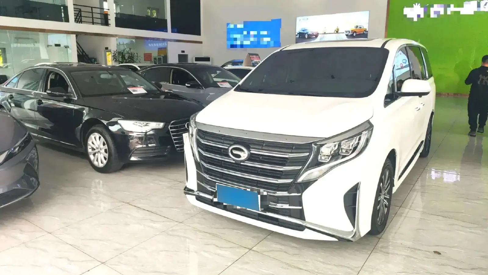 2021 GAC Trumpchi M8 2.0T 252HP L4 8AT