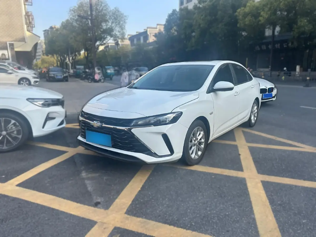 2023 Chevrolet Monza 1.5L 113HP L4 6DCT