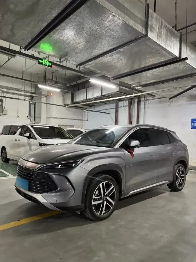 2024 BYD SongL DM-i 1.5L 101HP L4 E-CVT PHEV 18.3KWH