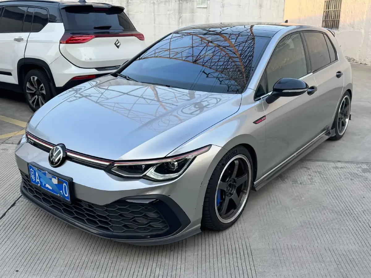 2020 Volkswagen GolfGTI 2.0T 220HP L4 7DCT
