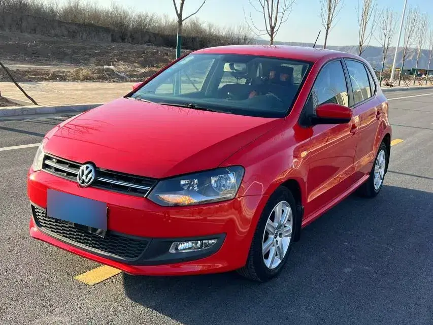 2011 Volkswagen Polo 1.4L 86HP L4 6AT