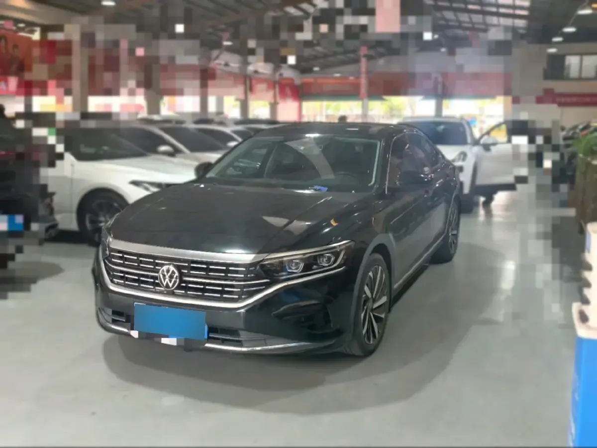 2022 Volkswagen Passat 2.0T 186HP L4 7DCT