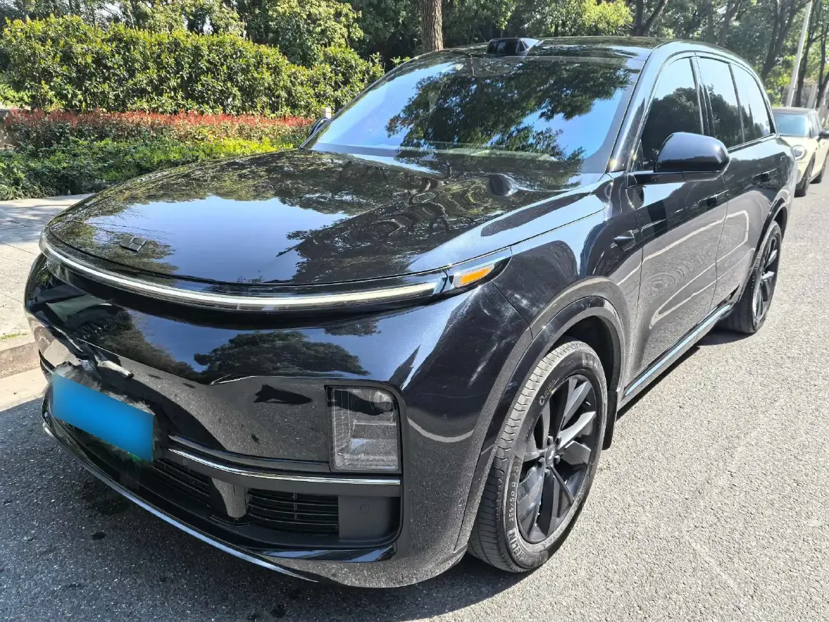 2023 Li L8 Range Extended 154HP REEV 40.9KWH