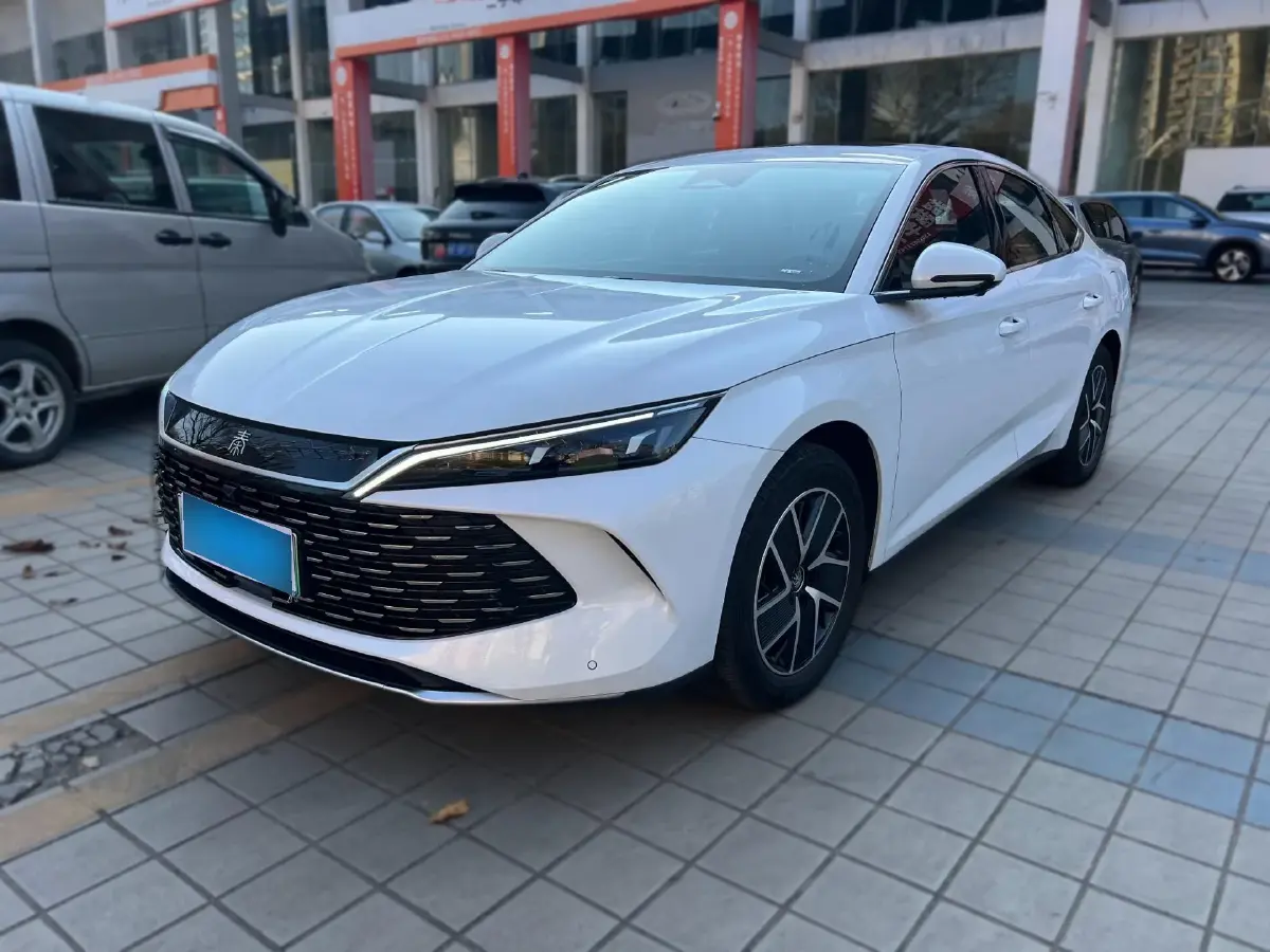 2024 BYD QinL 1.5L 101HP L4 E-CVT PHEV 15.87KWH