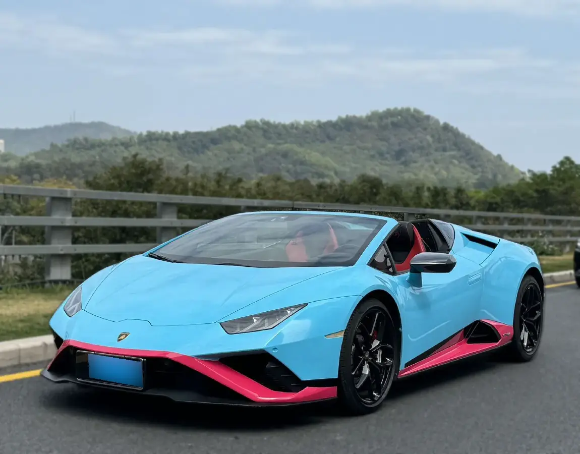 2019 Lamborghini Huracán 5.2L 640HP V10 7DCT