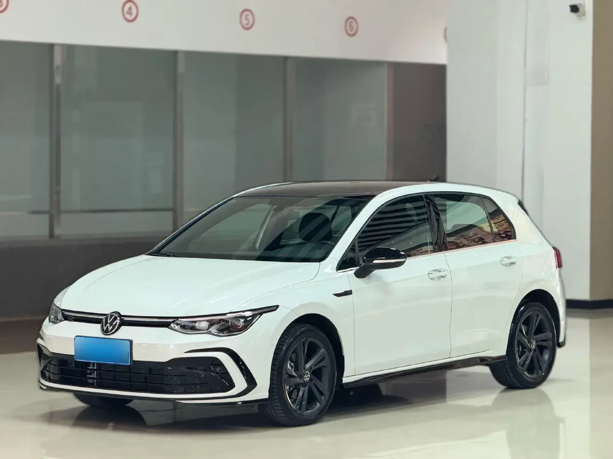 2023 Volkswagen Golf 1.4T 150HP L4 7DCT