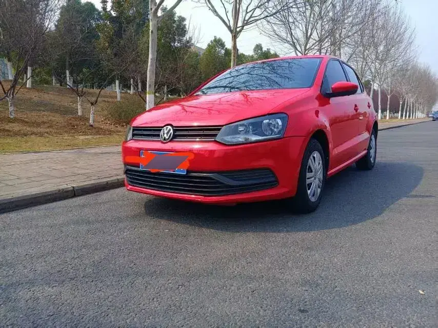 2016 Volkswagen Polo 1.4L 90HP L4 6AT