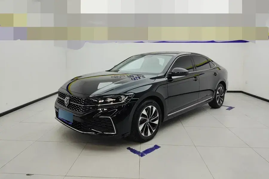 2024 Volkswagen Passat 1.4T 150HP L4 7DCT