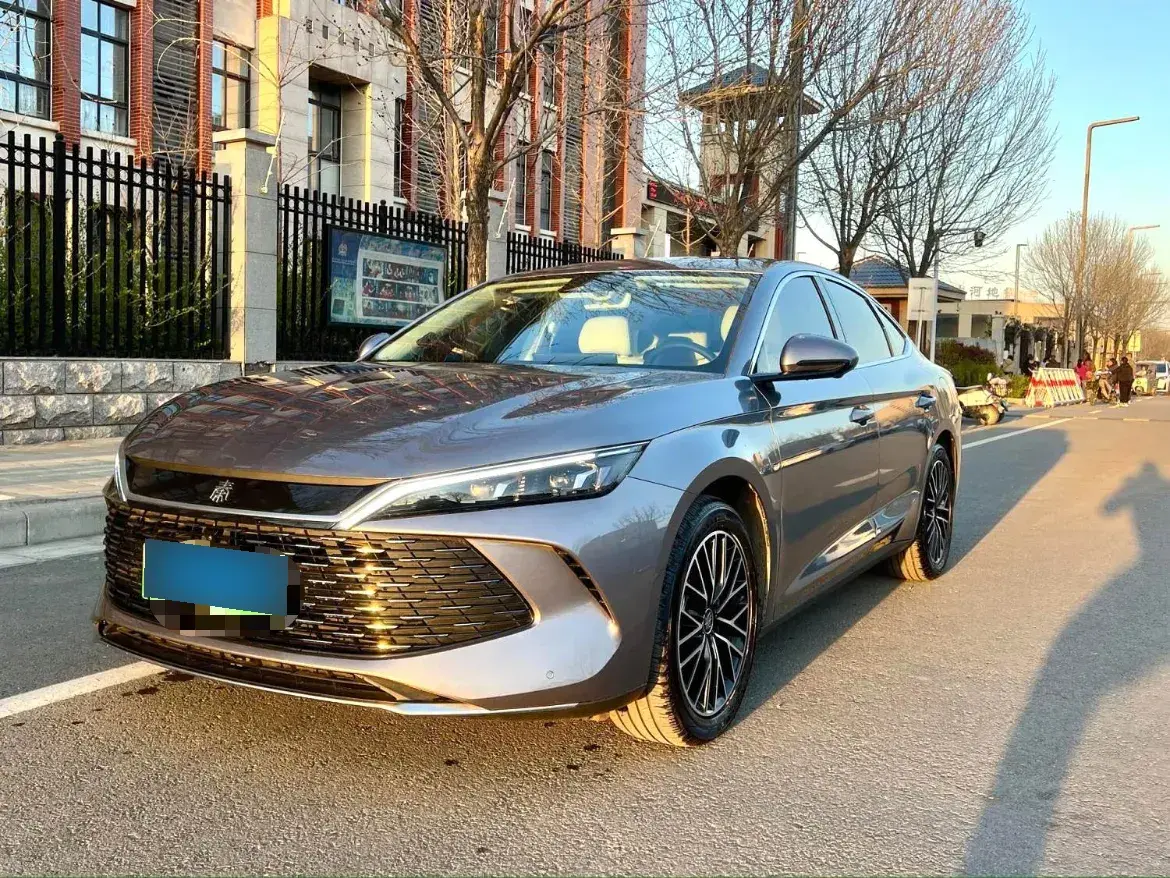 2024 BYD QinL 1.5L 101HP L4 E-CVT PHEV 15.87KWH