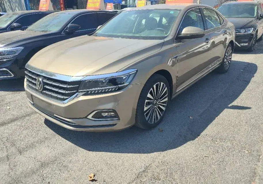 2020 Volkswagen Passat 2.0T 186HP L4 7DCT