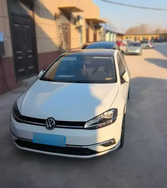 2020 Volkswagen Golf 1.4T 150HP L4 7DCT