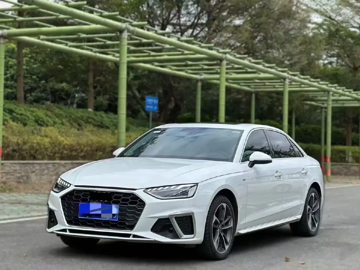 2020 Audi A4L 2.0T 150HP L4 7DCT