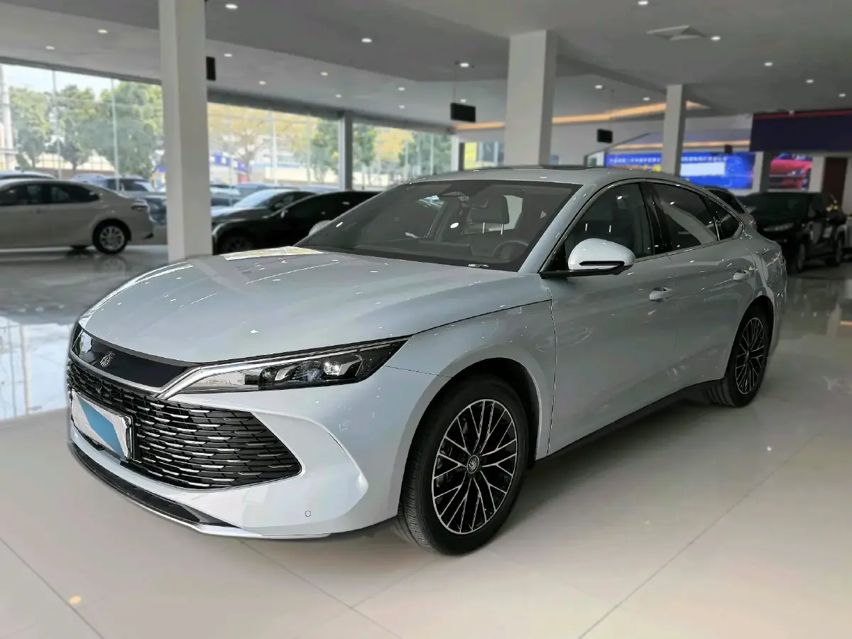 2024 BYD QinL 1.5L 101HP L4 E-CVT PHEV 15.87KWH