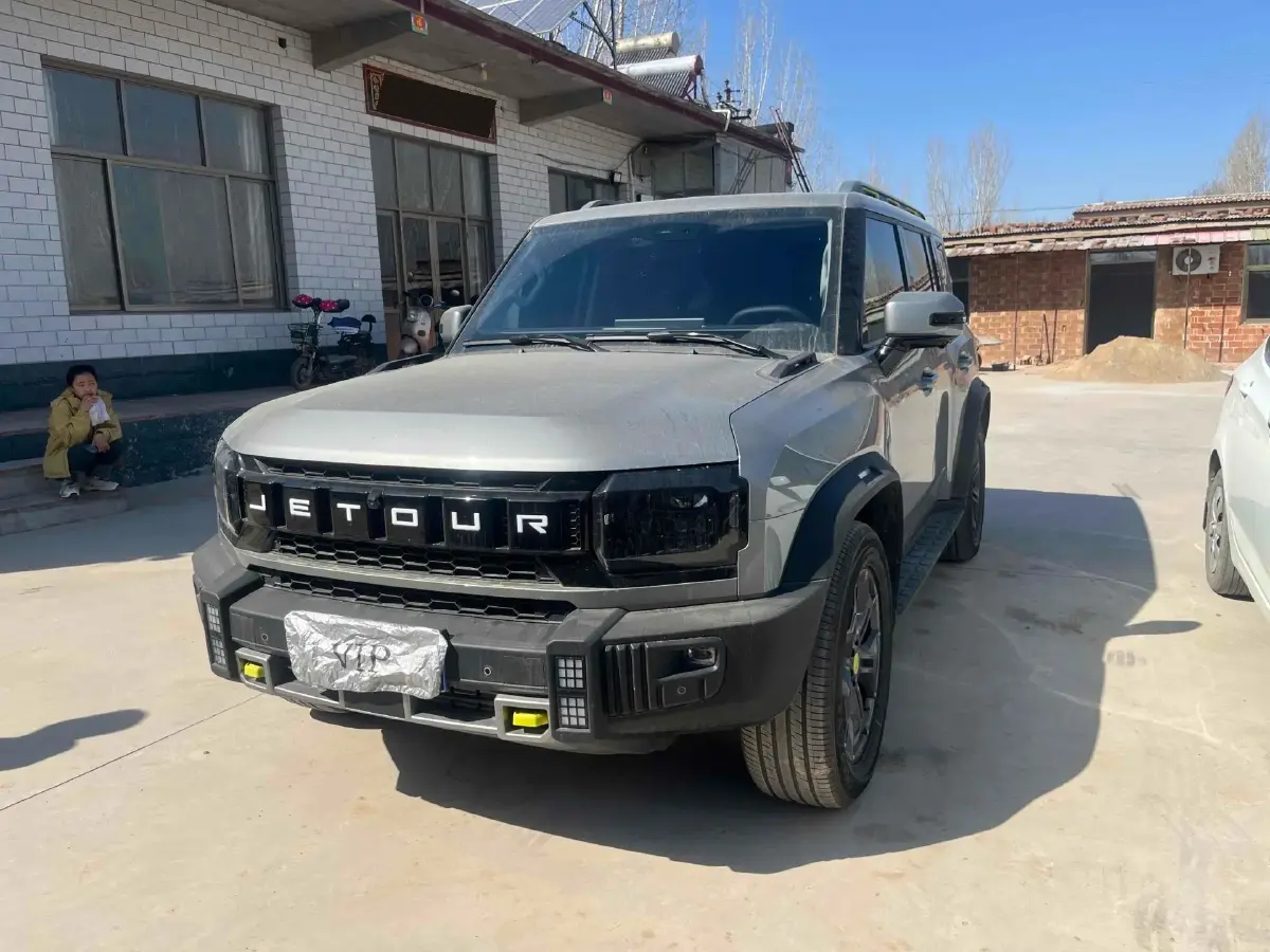 2023 Jetour Traveller 2.0T 254HP L4 7DCT